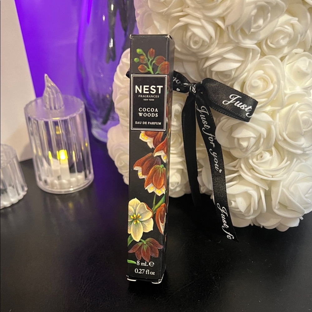 NEST Fragrances Cocoa Woods Rollerball - Black with Brown Floral Accents